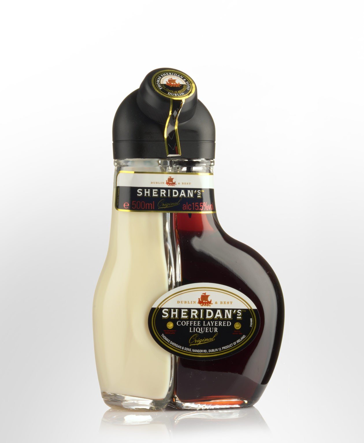 Ликер темный. Ликер черри Шериданс. Ликер Sheridan's Original Coffee layered Liqueur. Белис Шеридан. Бейлис и Шериданс.
